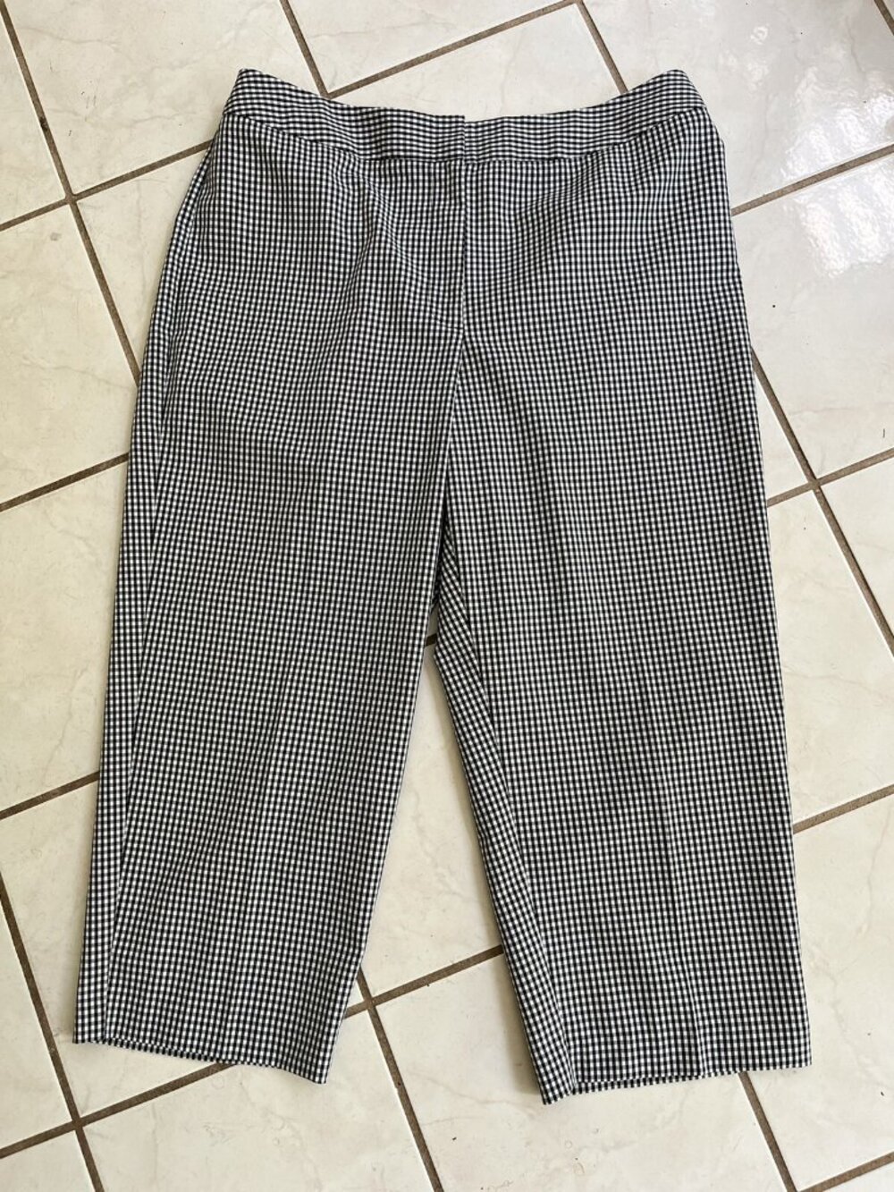 CHICO'S cropped pants/black white check